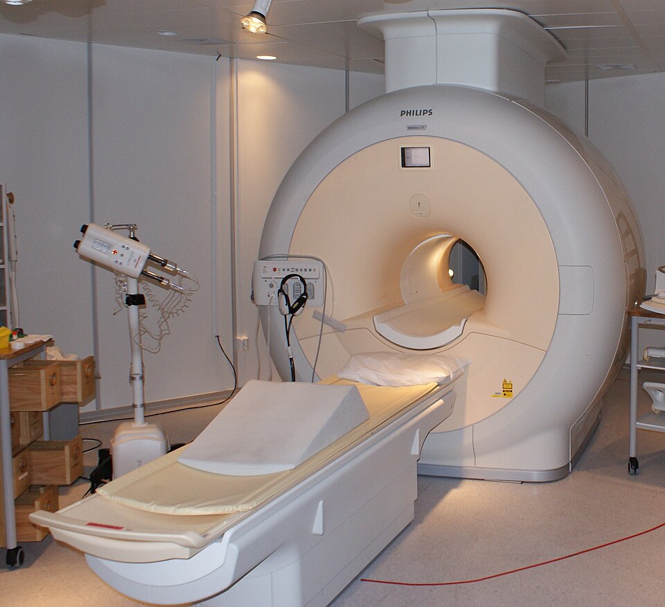 Diagnostic Clinics and Scanning Centers