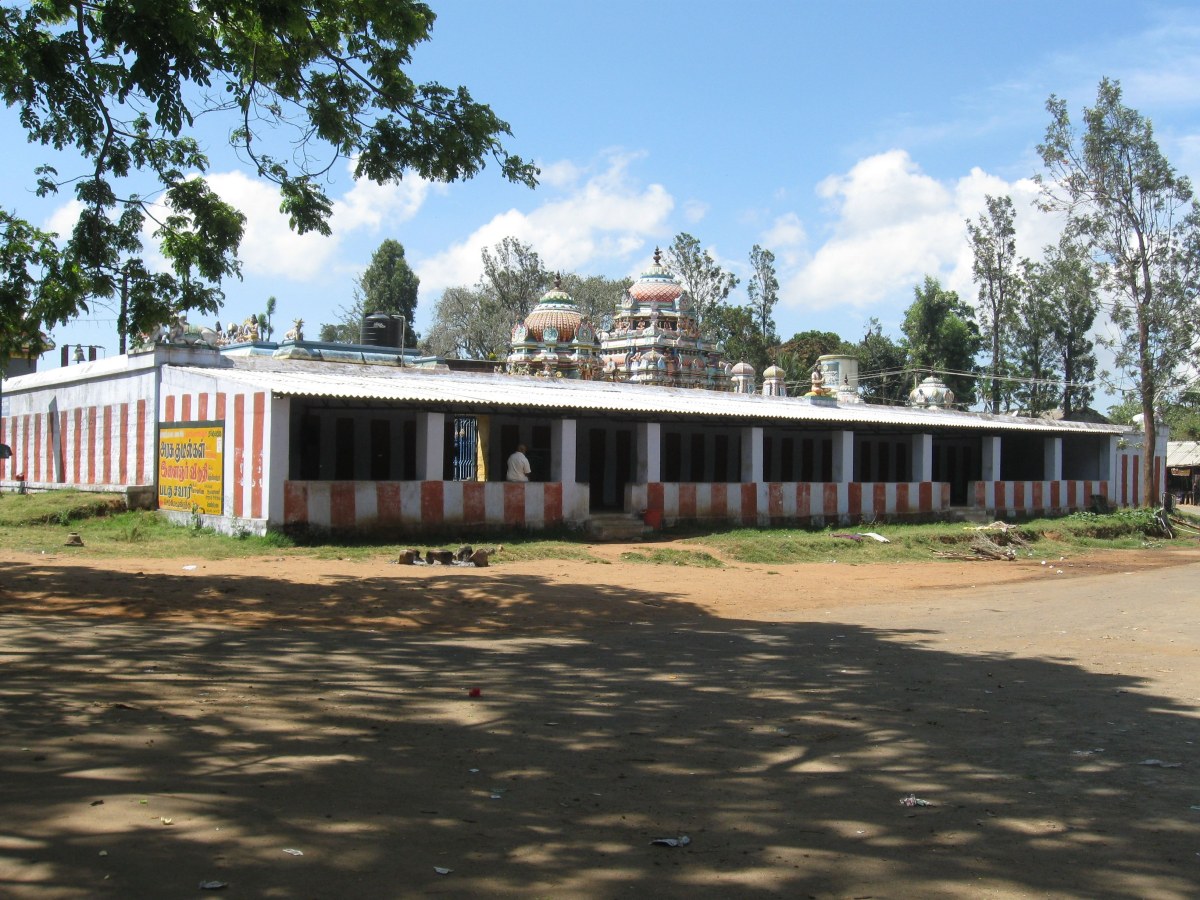 Ancient Arapaleeswarar Temple and Holy Stream